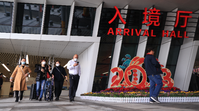 蓮塘口岸單日出入境旅客流量首破4萬人次