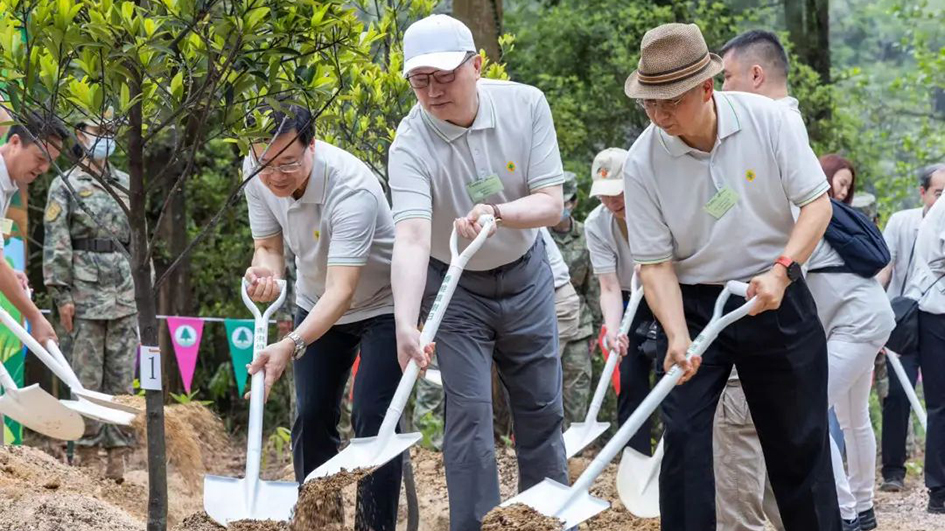 鄭雁雄出席「綠的歡欣 香港植樹日2023」活動