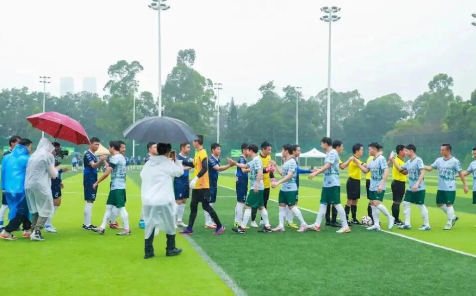 深圳首創「街超」足球賽事IP坪山開賽 12支街道球隊競技綠茵場