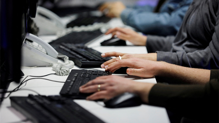 比爾·蓋茨再談人工智能：頂級智能體將取代搜尋引擎及購物網站