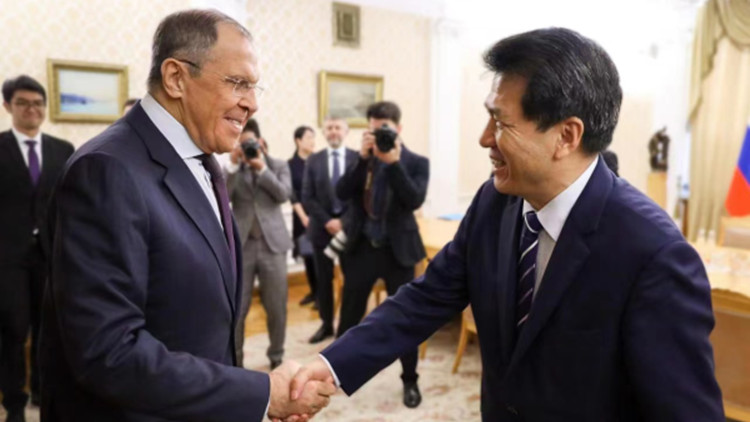 中國特別代表李輝同俄羅斯外長等舉行會見會談