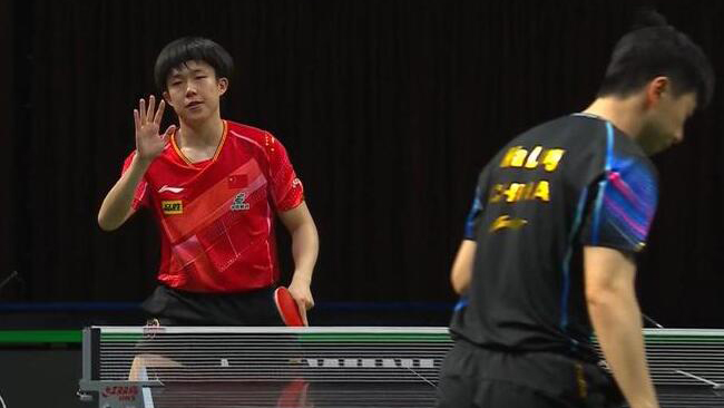 王楚欽擊敗馬龍 首次躋身世乒賽男單決賽