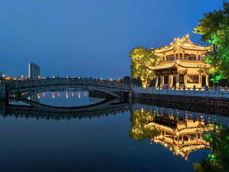 皖休寧縣：狀元城端出別樣「夜宴」