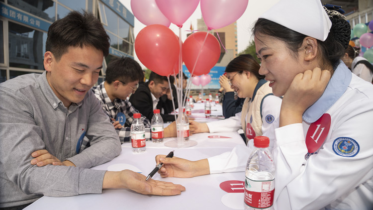 聯合國開發計劃署報告：性別偏見過去10年間仍「根深蒂固」