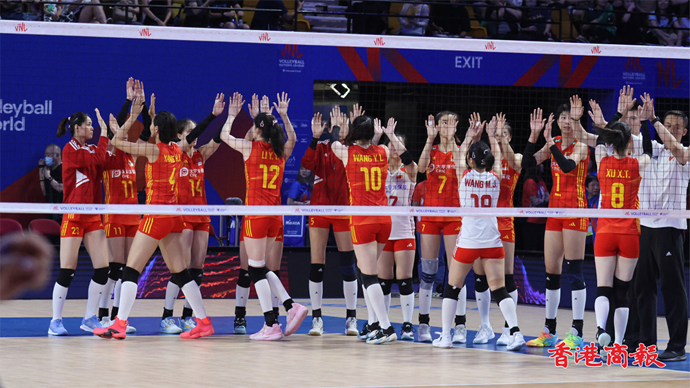 圖集｜中國女排兩度領先不敵意大利 蔡斌：輸在關鍵分未能抓住