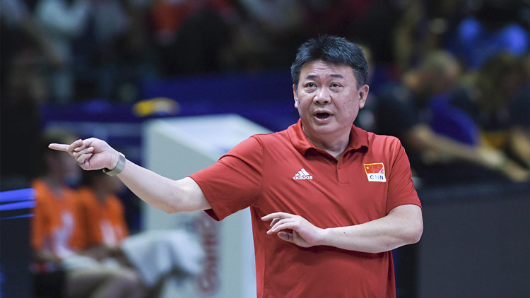 中國女排主教練蔡斌：會繼續提高球隊關鍵分的把握能力