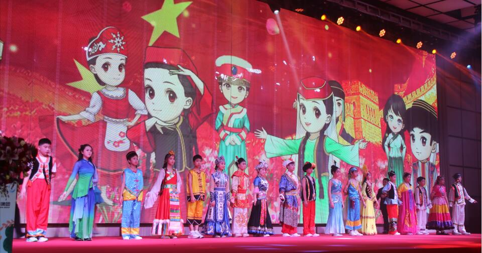 深港教育融合鮮活樣板! 春源教育舉行2023屆畢業典禮