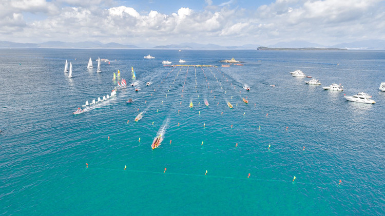 超燃！2023粵港澳大灣區（深圳南澳）海上龍舟賽開賽