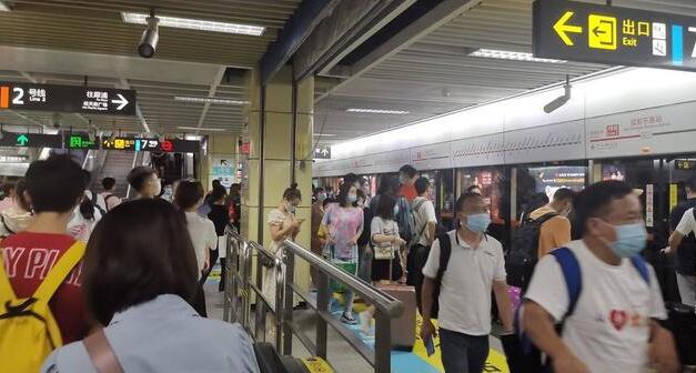 四川大學發布通報：女生污蔑大叔偷拍被留校留党察看