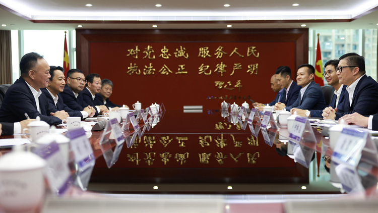 鄧炳強訪問珠海和江門 就打擊跨境罪案等交換意見