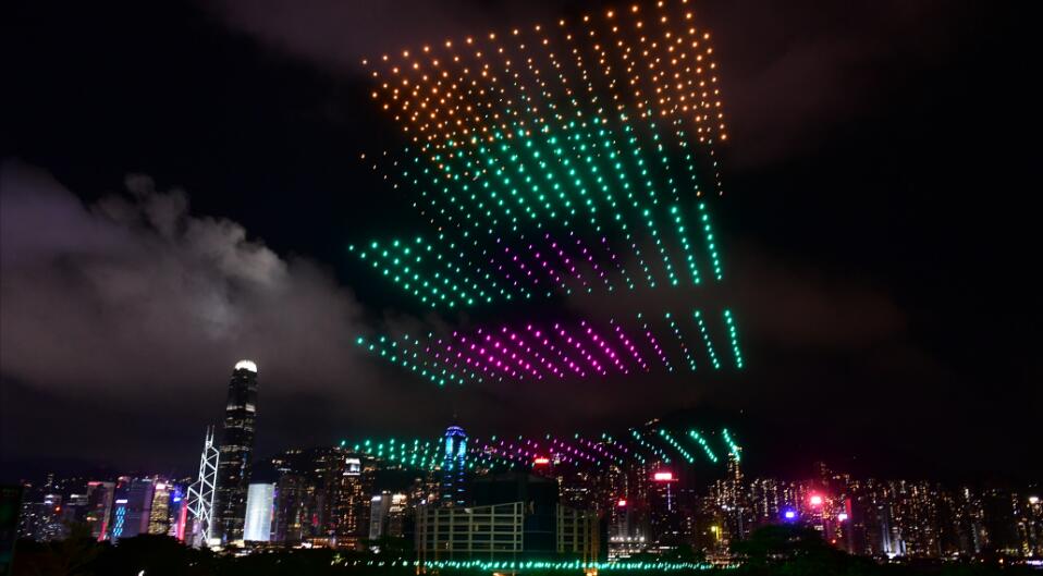 圖集｜「紫荊花之夜」無人機表演今晚西九夜空上演
