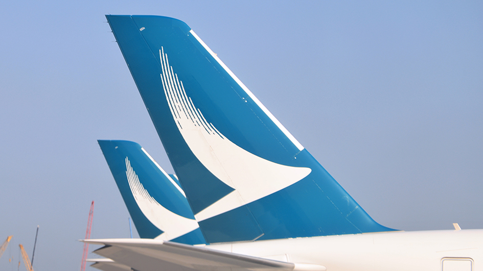 國泰下月起內地招聘空中服務員 目標聘請200至300人