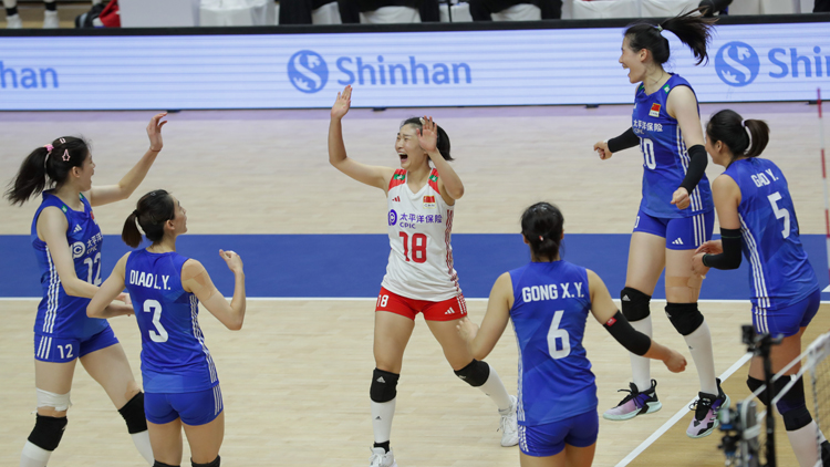 強勢逆轉！中國女排3-2擊敗美國女排