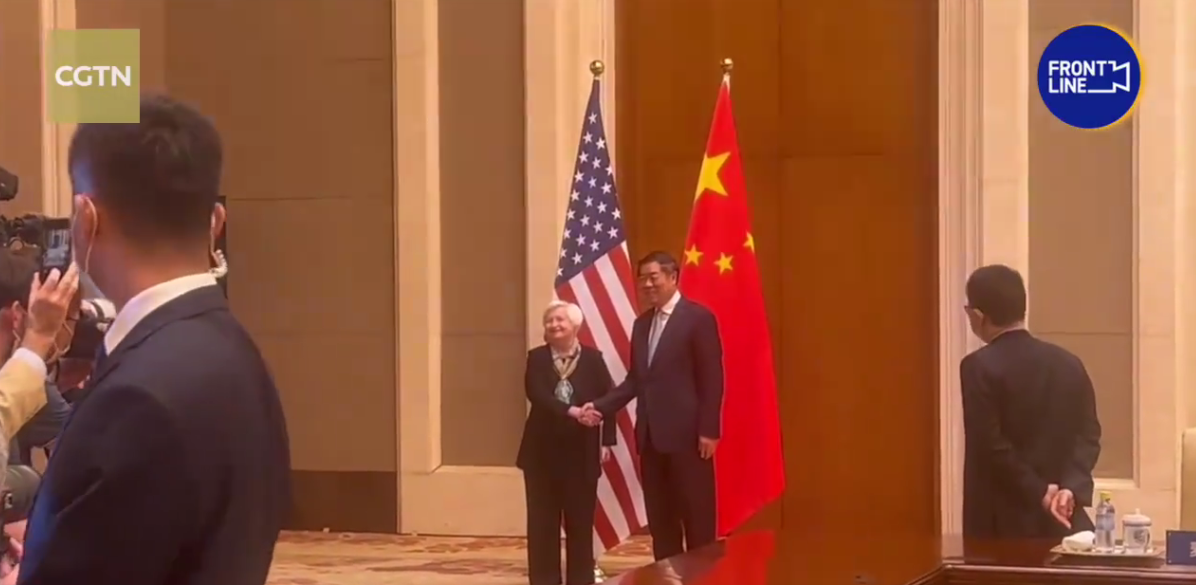 國務院副總理何立峰會見耶倫