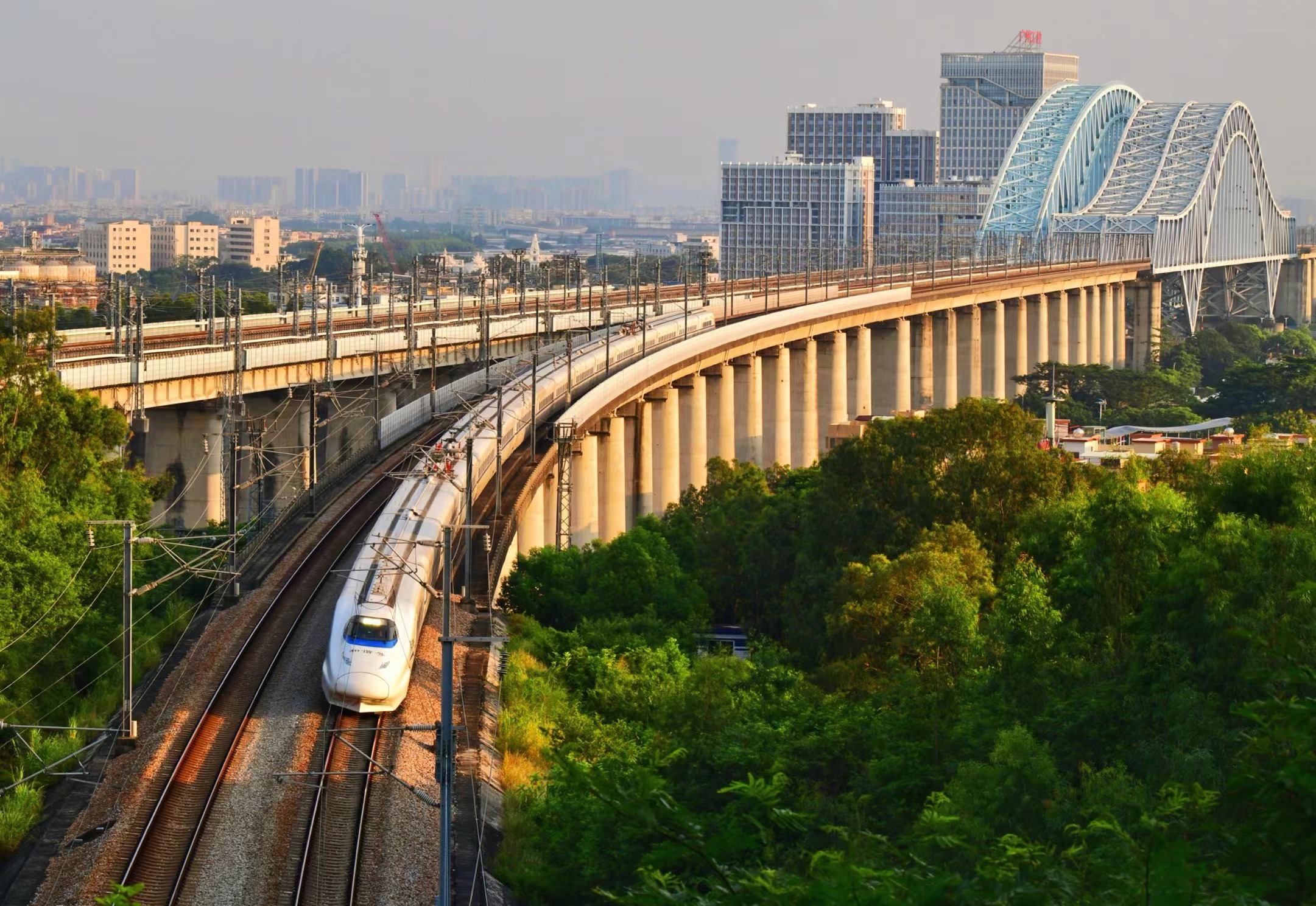廣鐵受颱風「泰利」影響高鐵全部恢復運行