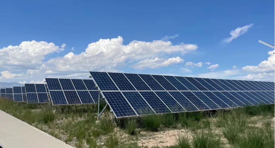 中國光伏裝機規模連續10年位居全球第一