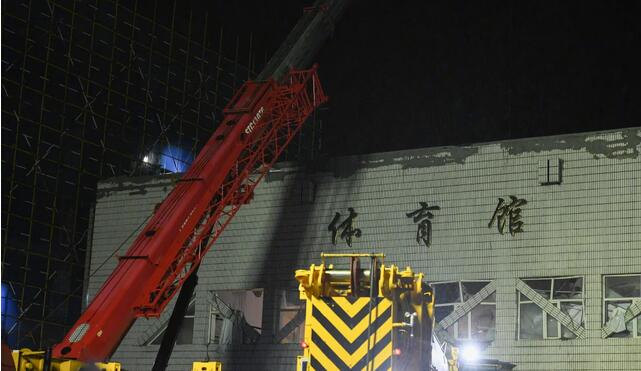 齊齊哈爾體育館坍塌事故已致10人死亡，初查原因曝光