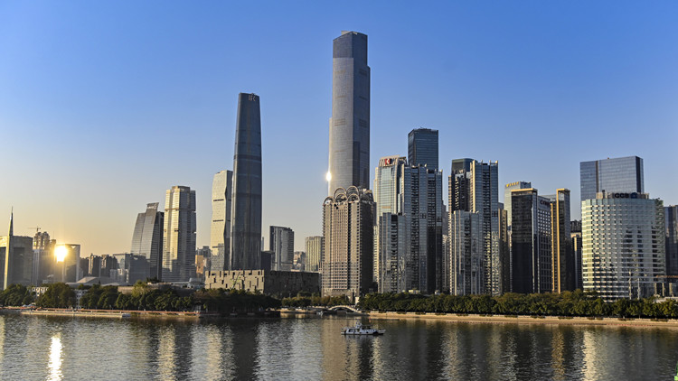 廣州擬調整差別化入戶政策 大專學歷社保一年可入戶7區