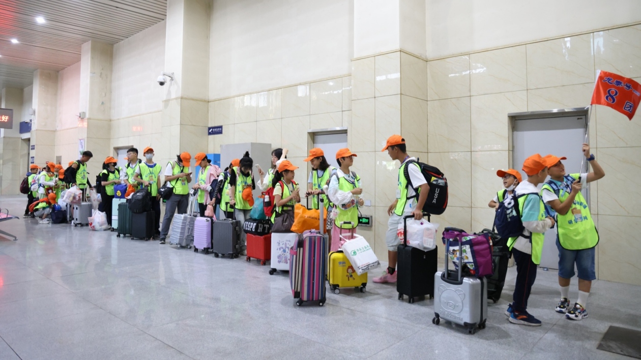 探訪大美新疆 「龍泰號」研學旅遊專列今日啟程