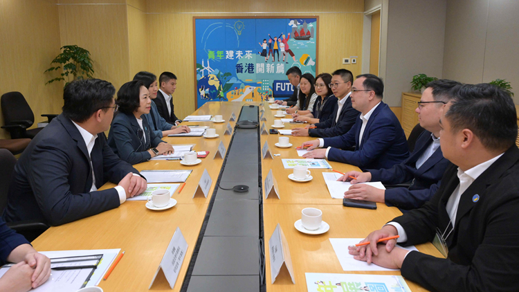 麥美娟晤共青團上海市委及上海市青聯訪問團 商推動兩地青年交流