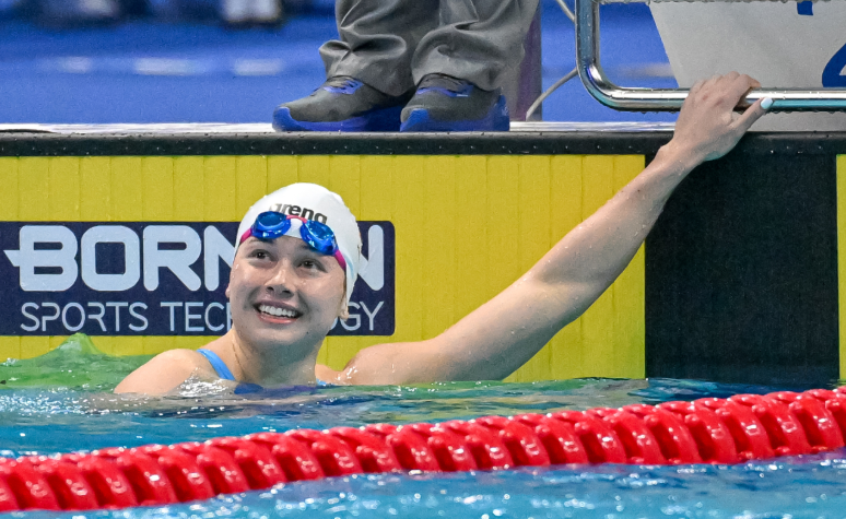 破紀錄！何詩蓓世界盃柏林站200米自由泳奪金