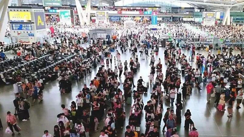 中國鐵路國慶黃金周運輸發送旅客1.95億人次