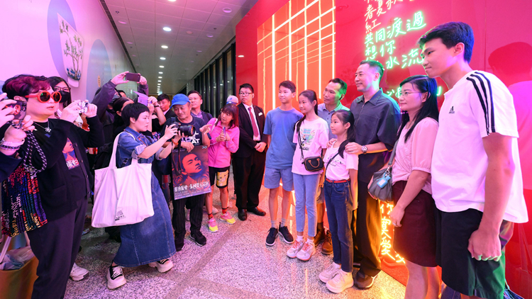 張國榮紀念展圓滿結束 6個月吸引逾37萬人次參觀