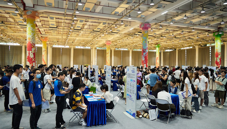 粵海街道深圳大學招聘會舉行  匯聚高新企業 提供3000崗位