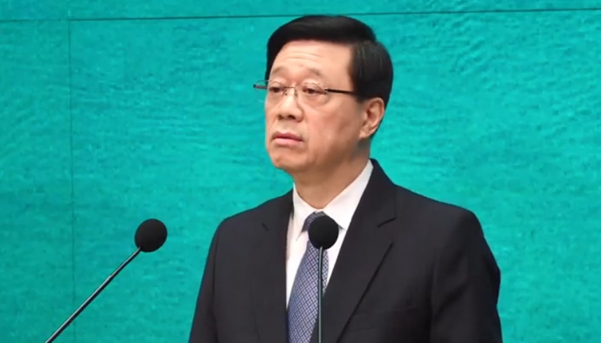 李家超：區選399人報名競爭激烈 提名制度有「選優」作用