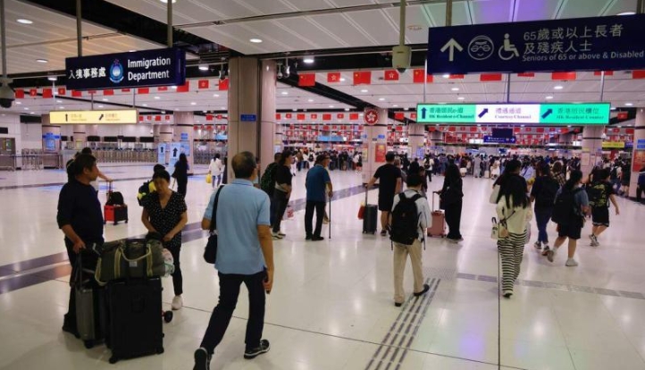 海關總署：11月1日起出入境人員免填健康申明卡