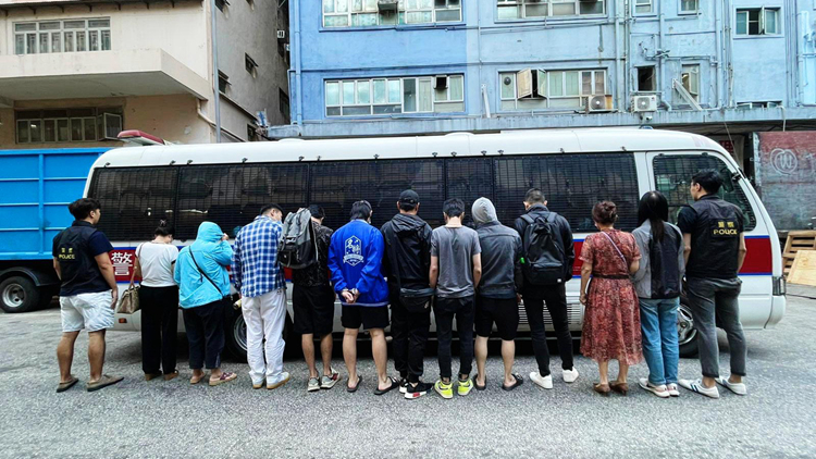 警方旺角洋松街搗破百家樂賭場 拘捕23人