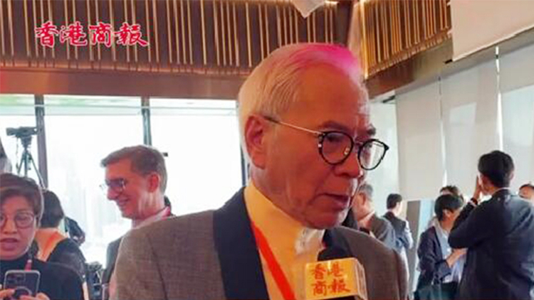 有片丨72歲李隆基與36歲太太甜蜜現身 真心相愛無懼流言蜚語