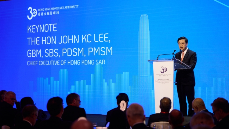 李家超：香港難免受全球經濟逆風影響 但仍是世界最具競爭力城市之一