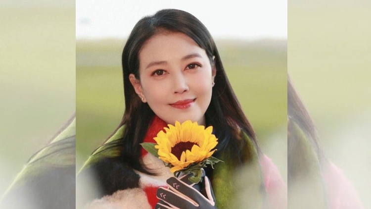 周海媚因突發心臟病猝死 骨灰將回香港