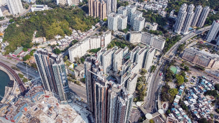 兩方面擴大標準金額補地價安排 本港鼓勵工廈重建