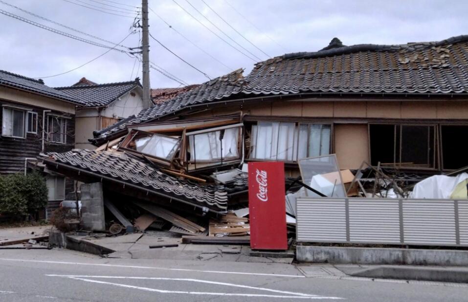 追蹤報道：日本石川縣7.6級地震道路斷裂 36000戶停電