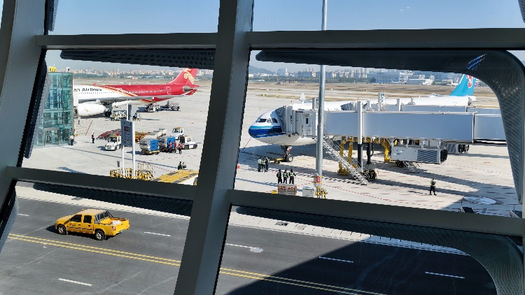 深圳機場國際通程航班恢復常態化