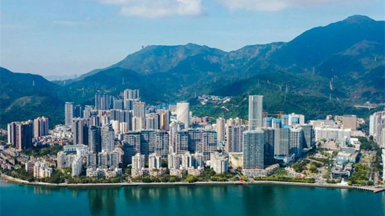 「鹽」值飛躍  | 2024新「乾」法：全力打造「深港合作範例、産業創新熱土、民生幸福樣板」