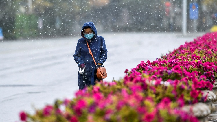 中央氣象台2月2日06時繼續發布冰凍橙色預警