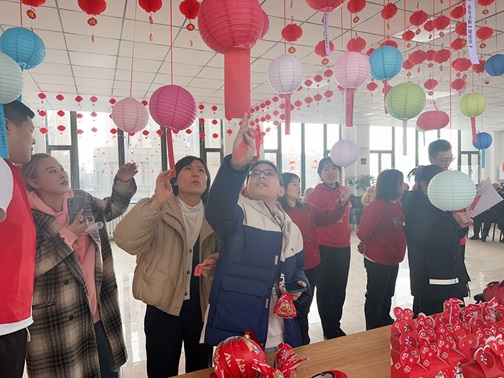 哈市香坊區新香坊街道雙恆社區開展「喜樂鬧元宵 共度佳節時」活動