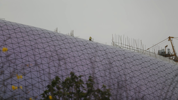 啟德體育園主場館頂部起火 幸無人受傷