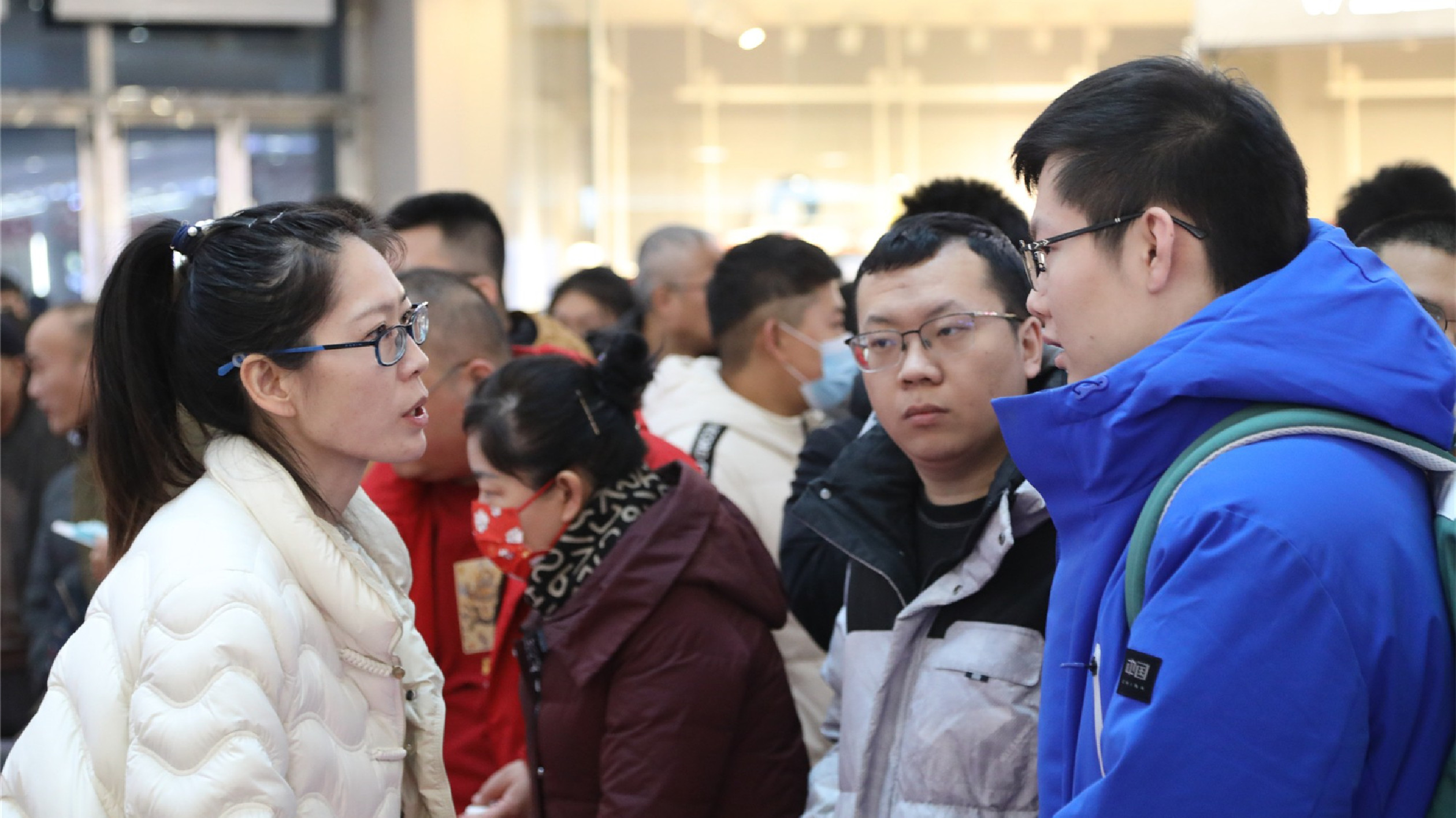 哈市香坊區新香坊街道：「直播帶崗」招才引智  人才「大集」供需兩旺