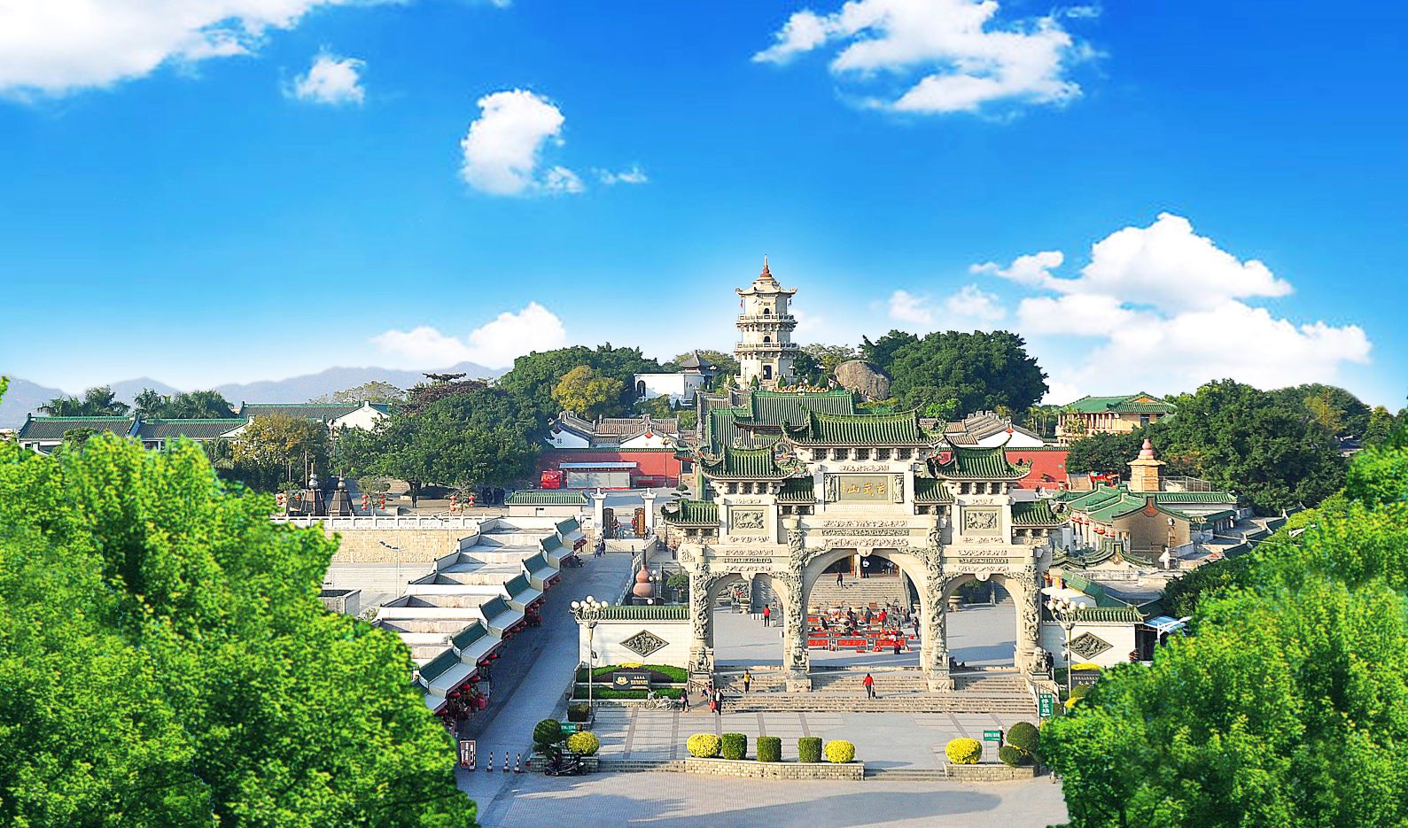 汕尾陸豐玄武山歡樂賀年 「祈福+遊玩」吸引眾多海內外遊客