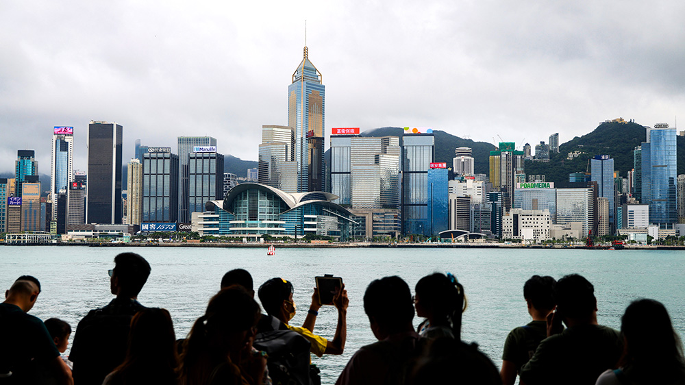 【商報時評】港旅遊鬥優鬥特不鬥平
