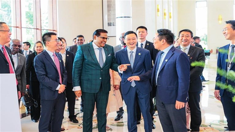 蘇里南總統單多吉訪問深圳 深圳發展經驗值得蘇里南借鑑