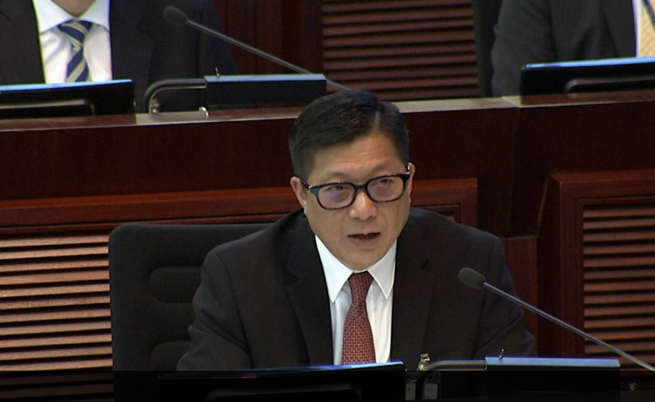 鄧炳強：政府正加緊推進修訂消防安全建築物條例 盡快提交立法會審議