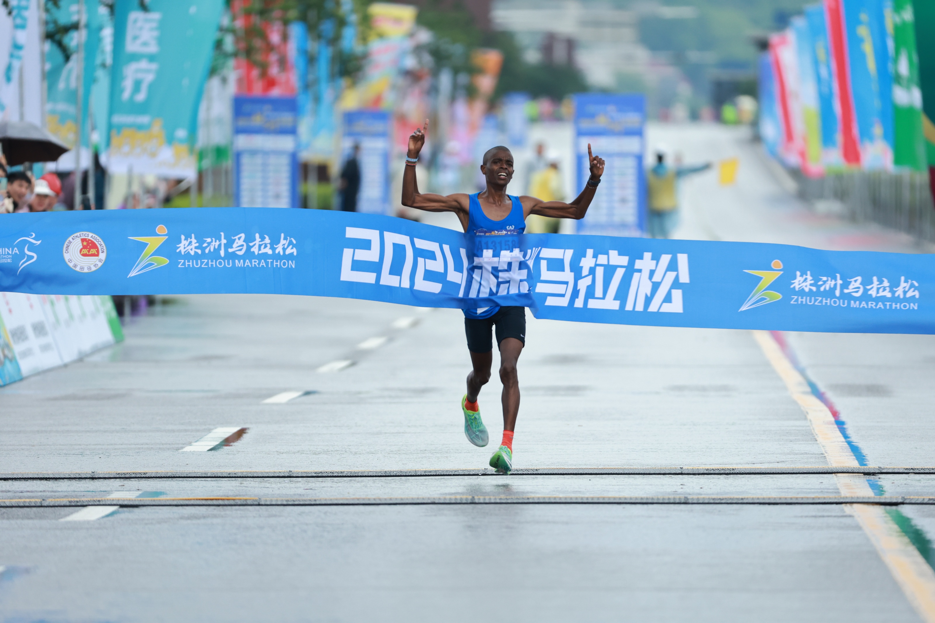 2024株洲馬拉松：1.5萬名跑者暢跑「株洲城區最美賽道」
