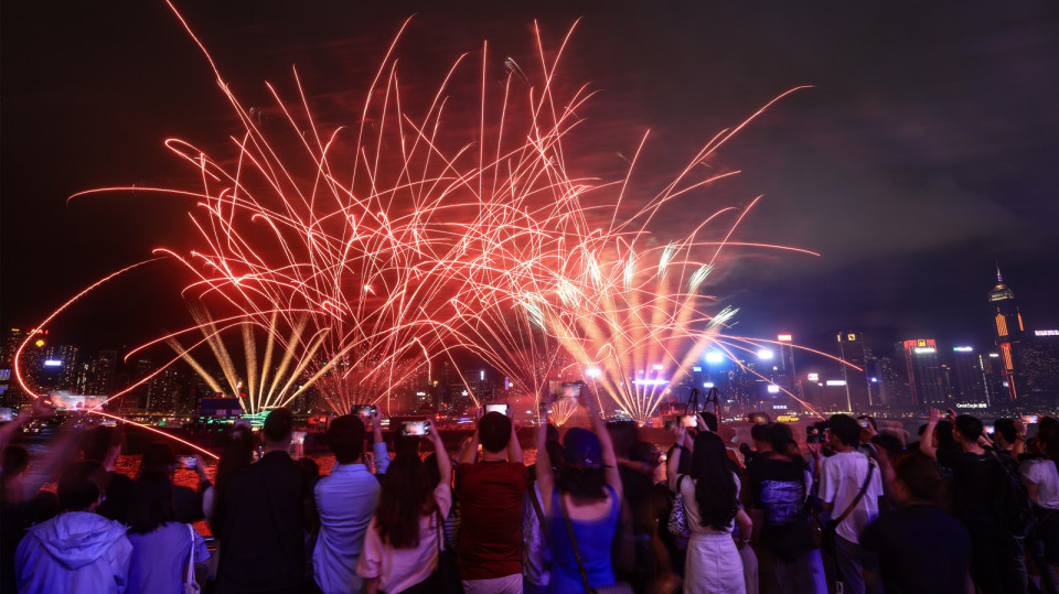 政府總結五一黃金周 逾76萬內地旅客訪港