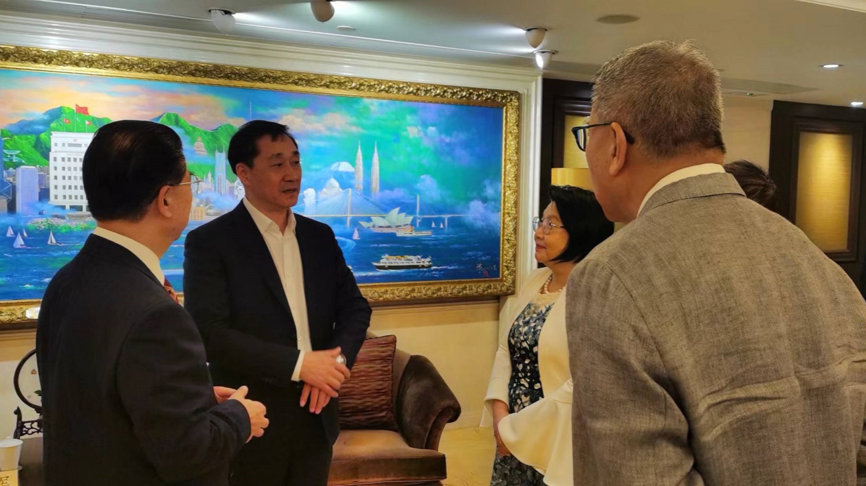 新疆友好交流訪問團赴香港開展考察學習和產業對接活動