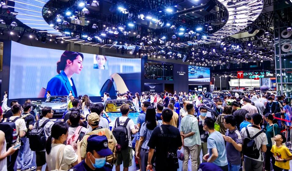 千餘款靚車亮相2024粵港澳大灣區車展 還有補貼等你來領